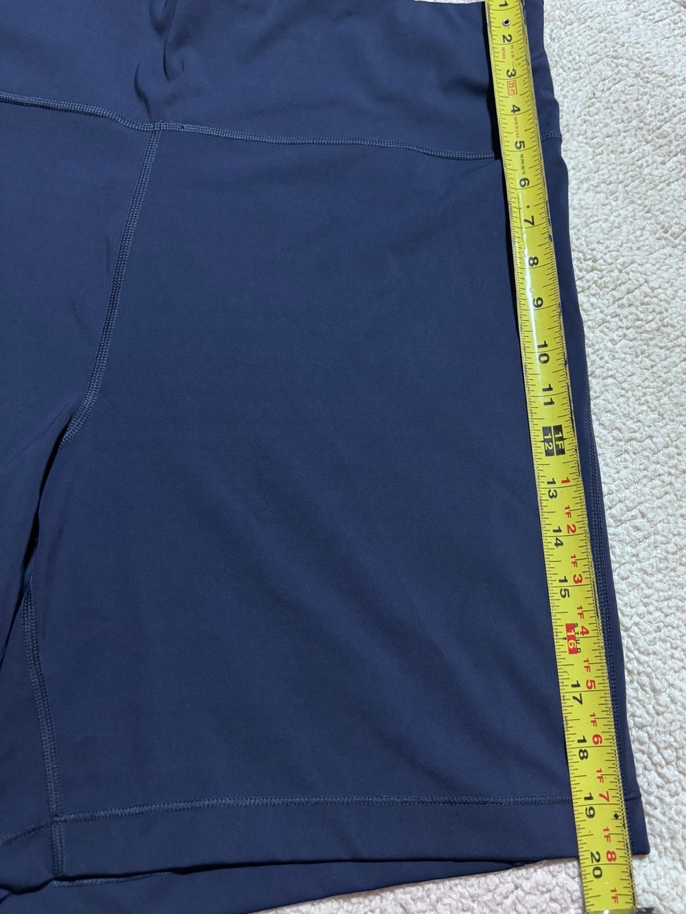 Athleta Women’s Navy Athletic Stretch Shorts - Picture 4 of 7